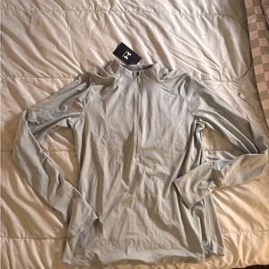 Under Armour Light Gray Long Sleeve Pullover